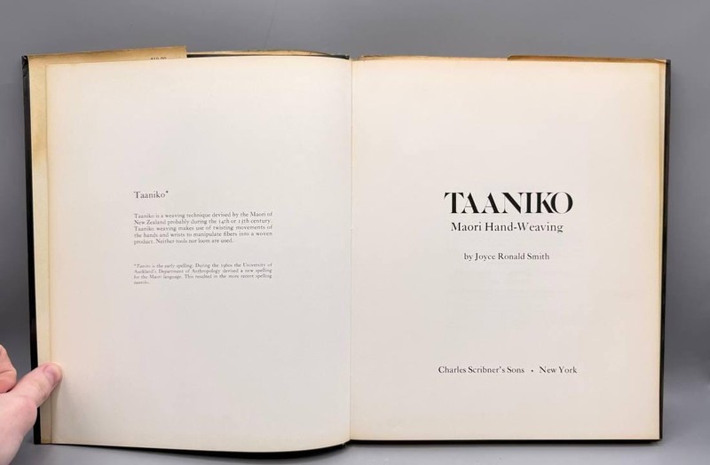 Taaniko Maori Hand-Weaving Joyce Ronald Smith 1975 Hardcover gallery