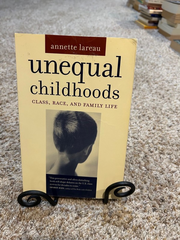 Unequal Childhoods: Class, Race, and Family Life, 2nd Edition with an Upd – GOOD