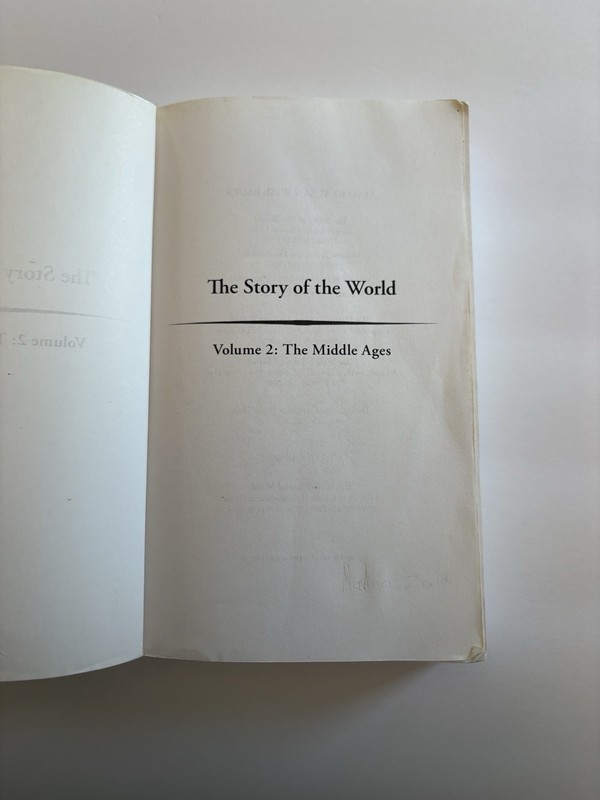 Story of the World Set: Volume 2 Middle Ages Lesson Book & Activity Book gallery