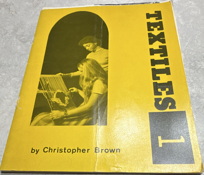 Textiles 1 by Christopher Brown Paperback English Fashion & Textile Industry