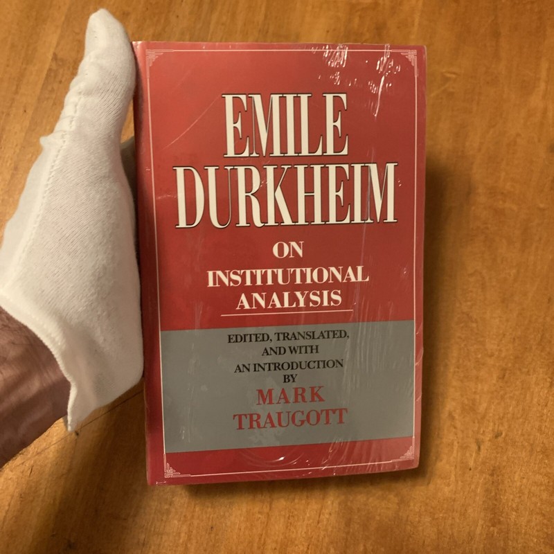 Heritage of Sociology Ser.: Emile Durkheim on Institutional Analysis by Emile…
