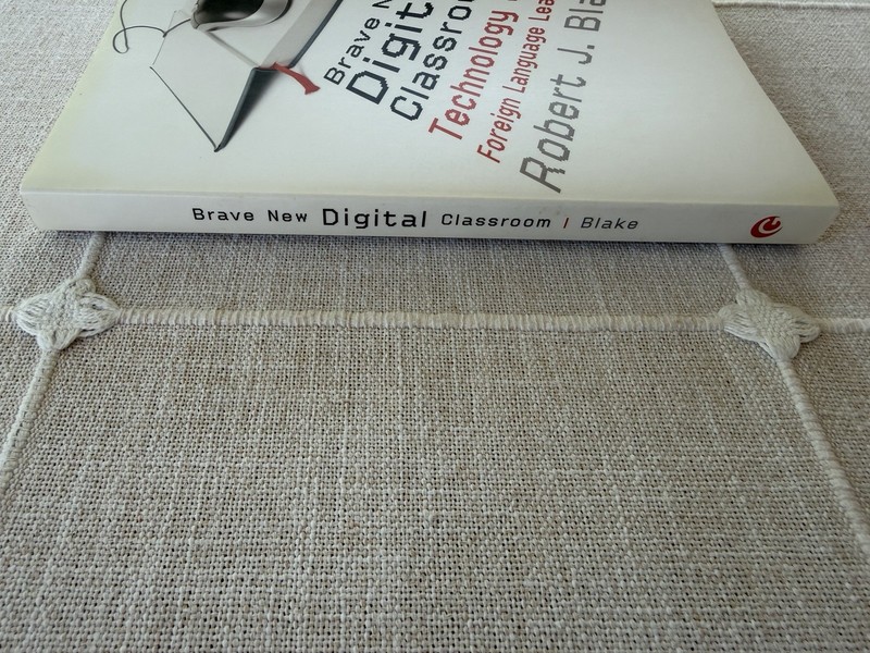 Brave New Digital Classroom by Robert J. Blake (2008, Trade Paperback) gallery