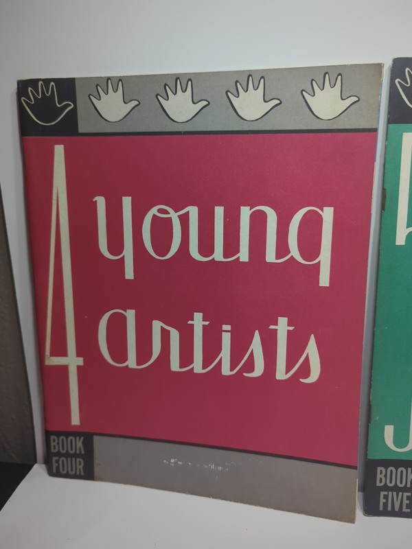 ✨VINTAGE✨(3) 1959 PRANG Art Series YOUNG ARTISTS Grade 4-6 Illustrated Paperback gallery