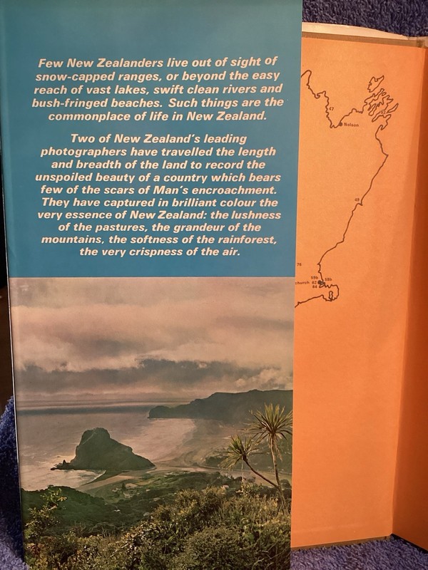 Book “ The Beauty Of New Zealand “ Robin Smith Warren Jacob’s gallery