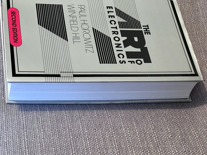 The Art of Electronics, 2nd Ed., Paul Horowitz, Winfield Hill, Hardback gallery