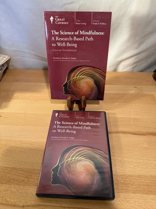 The Great Courses : The Science of Mindfulness by Ronald Siegel Book/dvd Set