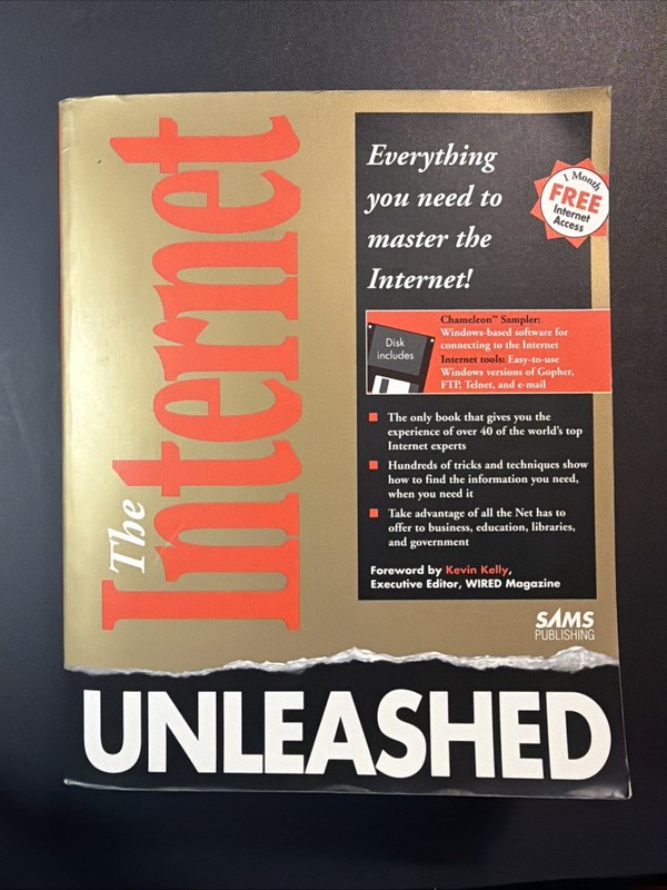 The Internet Unleashed SAMS. 1996 Paperback Book w/ CD-Rom