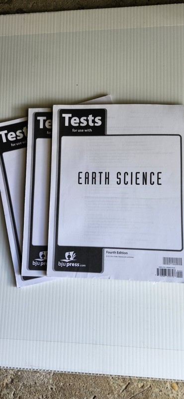 BJU Press Earth Science Tests Fourth Edition in Good Condition