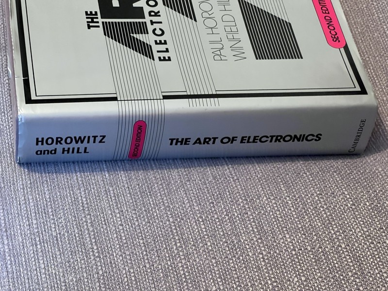 The Art of Electronics, 2nd Ed., Paul Horowitz, Winfield Hill, Hardback gallery