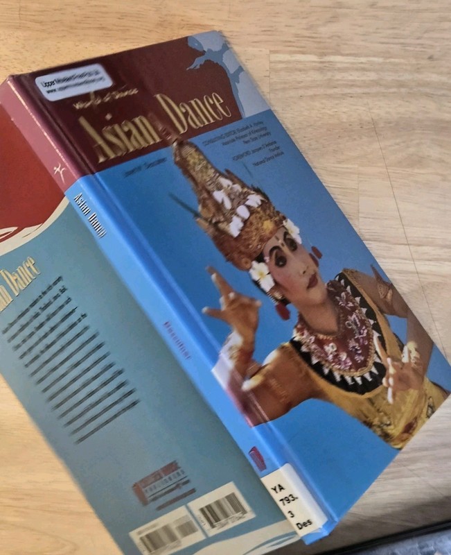 Asian Dance Janet Descutner World of Dance Hardcover Illustrated Ex-Library gallery