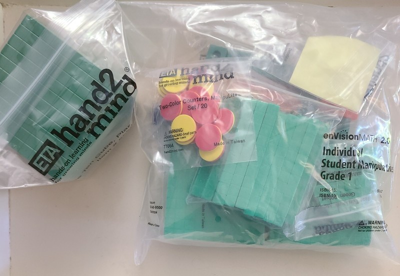 enVision Math STUDENT MANIPULATIVES KIT (PACK/7) Grade 1~Base Ten/Snap Cube/Die+ gallery