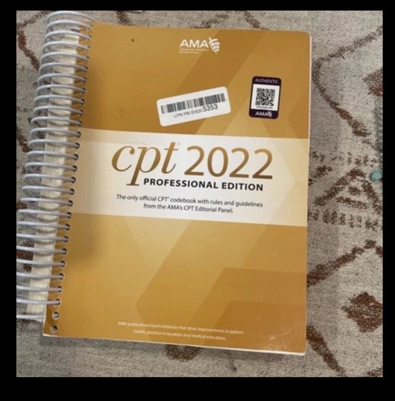 CPT Professional 2022 by American Medical Association (2021, Spiral)