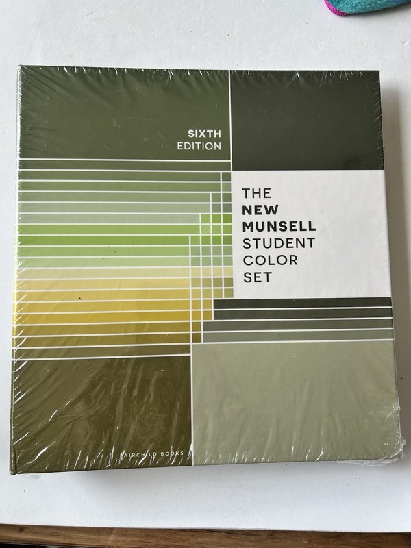 The New Munsell Student Color Set 6th Edition Fairchild Books SEALED NEW