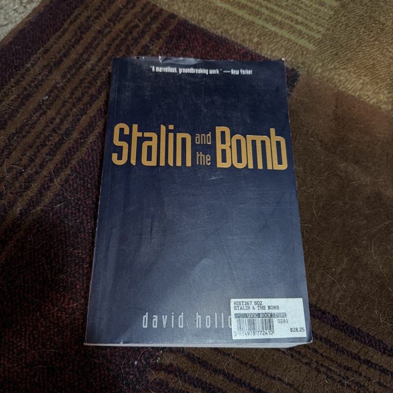 Stalin and the Bomb : The Soviet Union and Atomic Energy 1939-1956, Paperback…