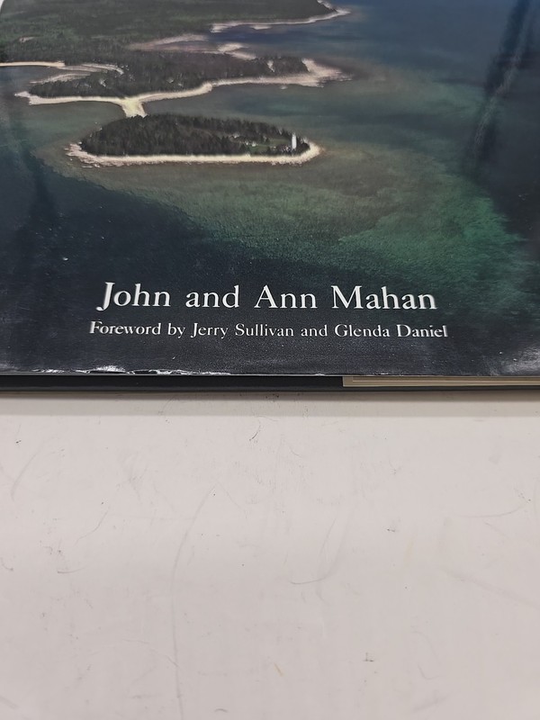 Signed, Wild Lake Michigan by Ann and John Mahan (1991, Hardcover), DJ gallery