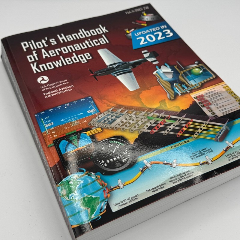FAA Pilot's Handbook of Aeronautical Knowledge FAA-H-8083-25B Updated 2023 Color gallery